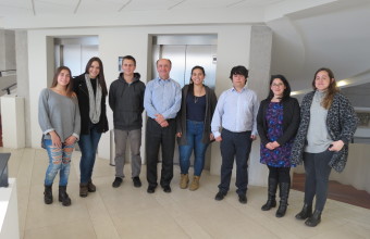 Con éxito finaliza la primera versión del Centro de Ayudantes de Investigación de la Facultad de Economía y Negocios.