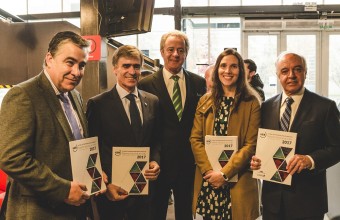 Ministro de Economía participó en lanzamiento de libro de emprendimiento nacional UDD