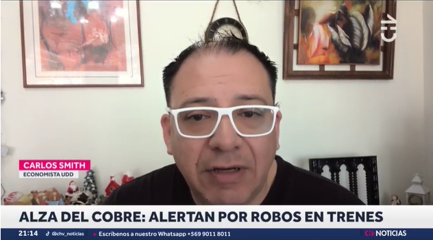 Previsualización de 'Carlos Smith en Chilevisión Noticias comentando sobre el alza del cobre y la alerta por nuevos robos del metal'