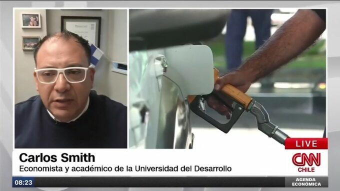 Previsualización de 'Entrevista Carlos Smith en CNN Chile sobre el MEPCO y los precios del combustible'