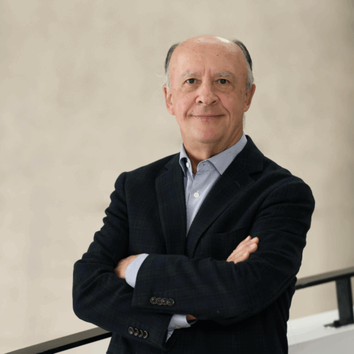 Cristián Larroulet: "Los países progresan cuando desarrollan su capital humano"