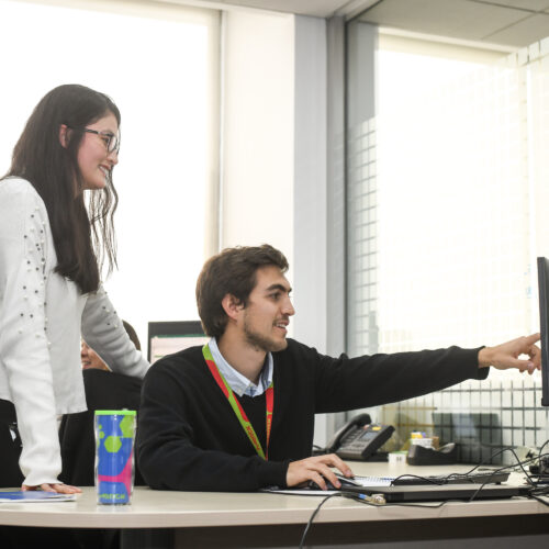 Ingeniería Comercial UDD dentro de las top 5 en empleabilidad al primer año entre las universidades acreditadas en nivel de excelencia, consolidando además el mayor crecimiento sostenido de los últimos cinco años