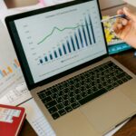 INFORME GEM 2026: "Mujeres lideran la creación de nuevos emprendimientos, pero enfrentan dificultades para consolidarlos"